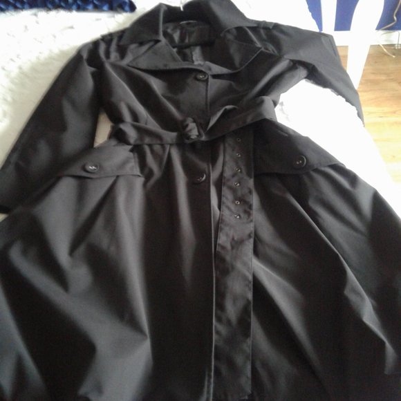 Tranche coat Designer Samuel Dong size M ,qualety material not worn new. - Picture 1 of 11